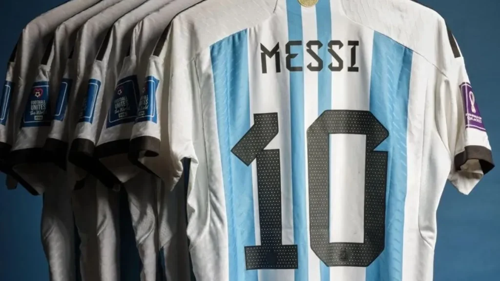 Messi Subastan Las Camisetas Usadas Durante El Mundial De Qatar