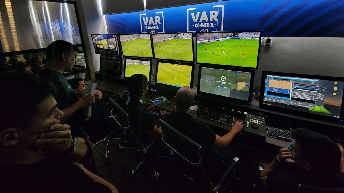 VAR