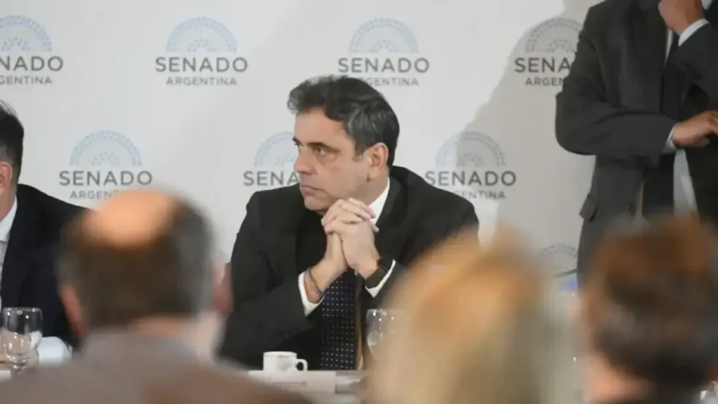 Lisandro Catalán en el Senado