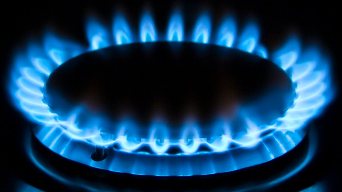 Gas